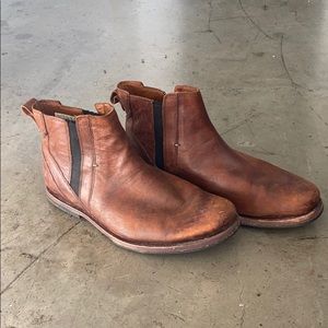 SOLD Men’s like new Timberland Chelsea Boots